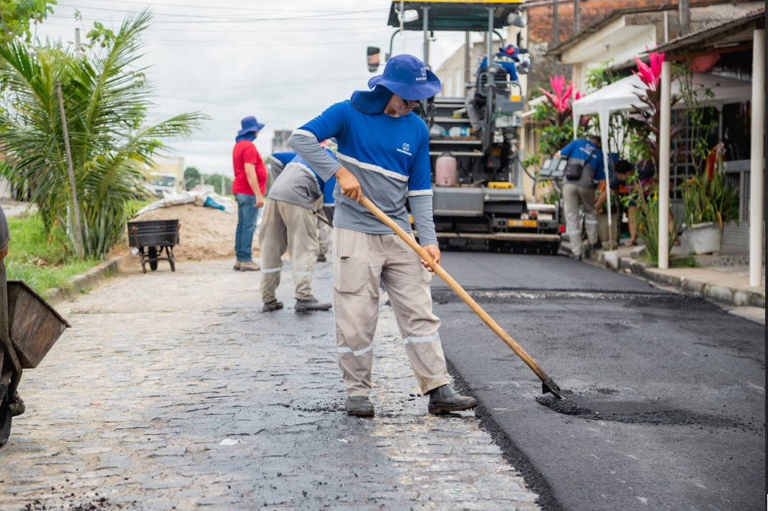 Brasil Novo recebe mais de 50 mil m² de asfalto e transforma realidade de moradores em Rio Largo